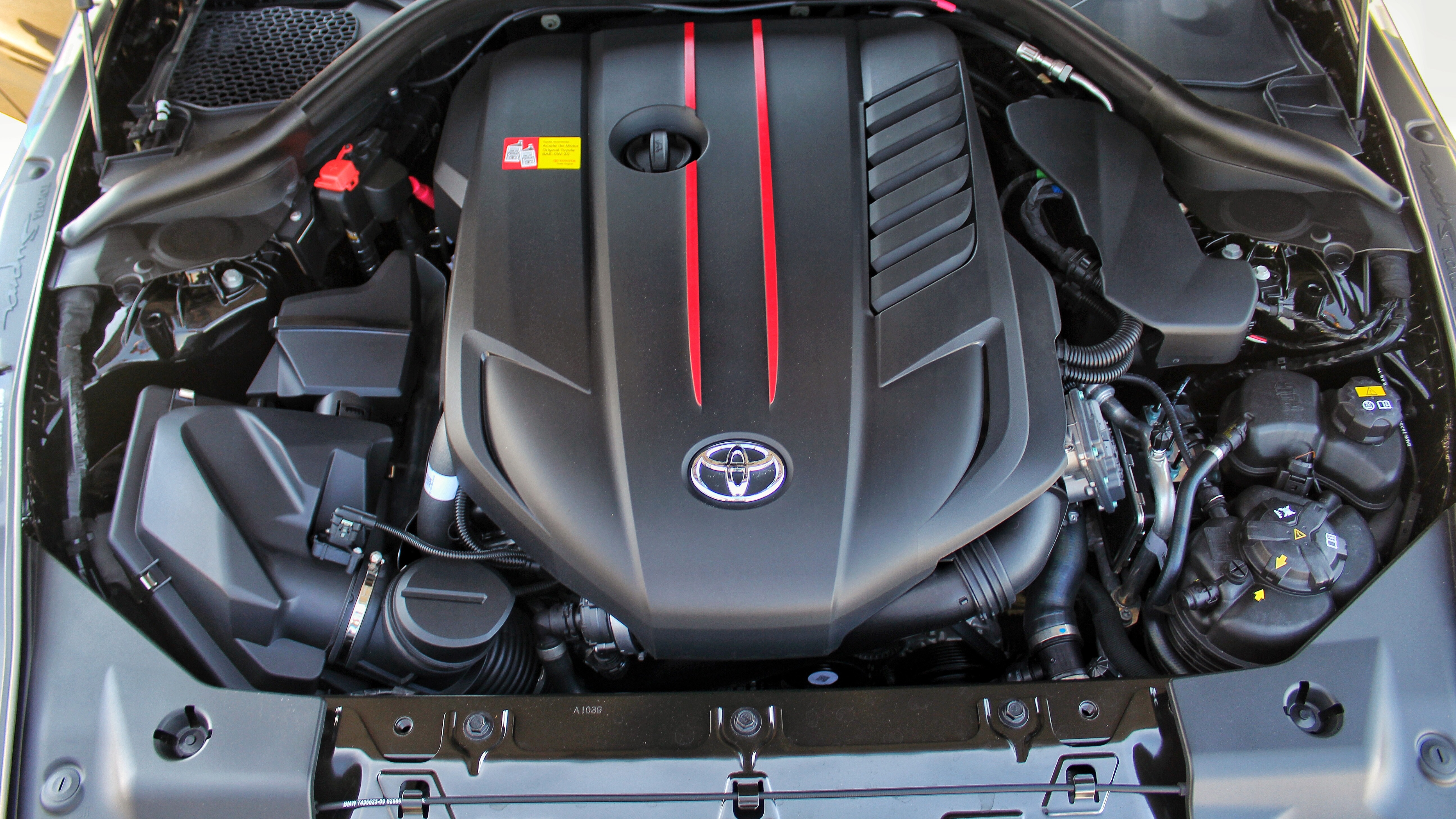 El motor es el mismo del Z4, pero la electrónica que lo controla es exclusiva de Toyota.