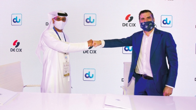 «دو» تدعم مركز الإمارات لتبادل الإنترنت لتوسيع نطاقه بالدولة - اقتصاد - محلي