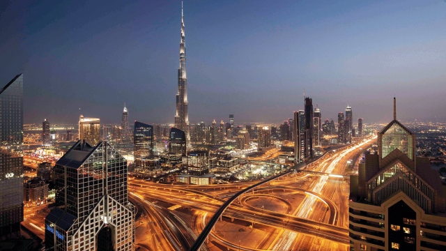 دبي تعزز جاذبيتها بين أهم مراكز الاستثمار في المنطقة والعالم - اقتصاد - محلي