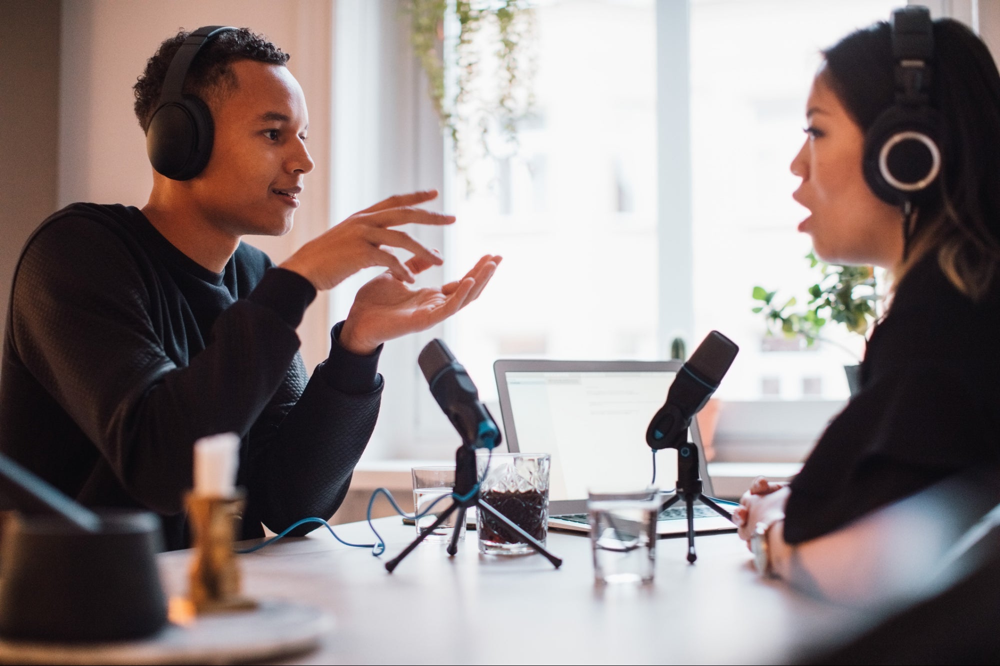 3 Tips For Giving a Successful Podcast Interview