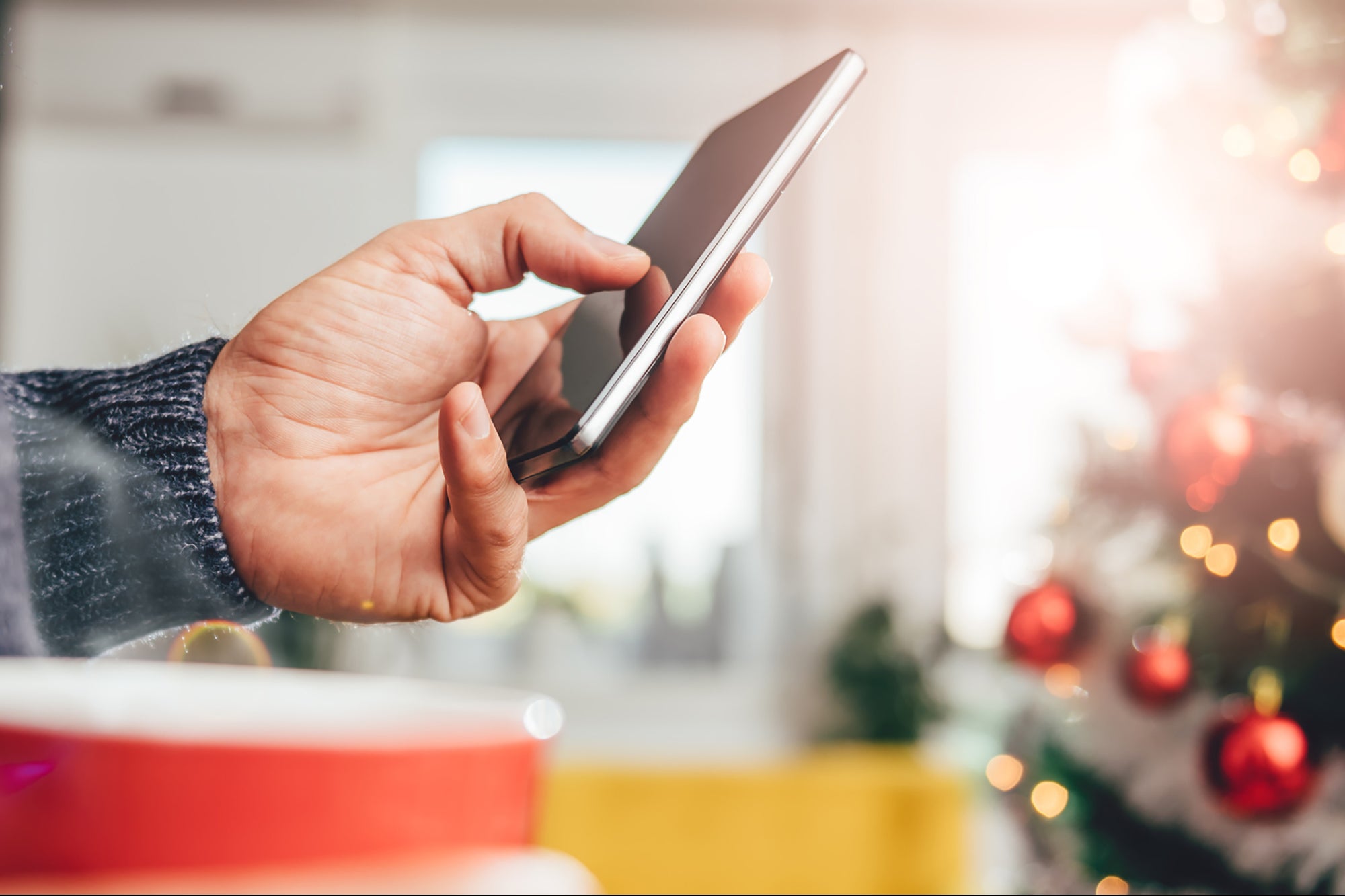 How to Maximize Your Email Results This Holiday Season