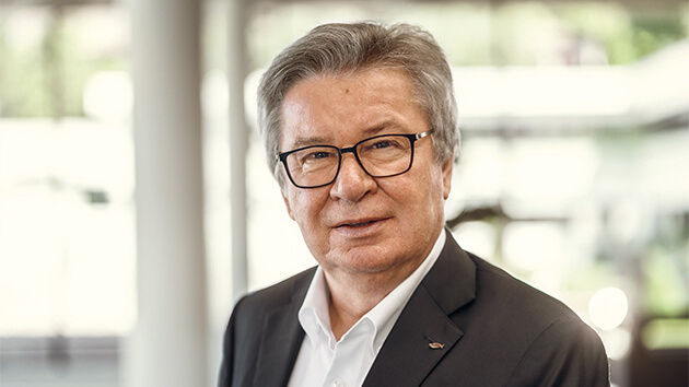 Viel mehr als nur Dübelkönig – Unternehmer Klaus Fischer wird 70 › absatzwirtschaft