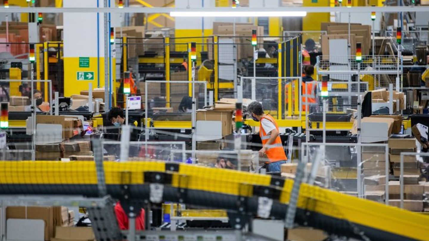 Zahlen der Agentur für Arbeit: Viele Niedrigverdiener im Versandhandel