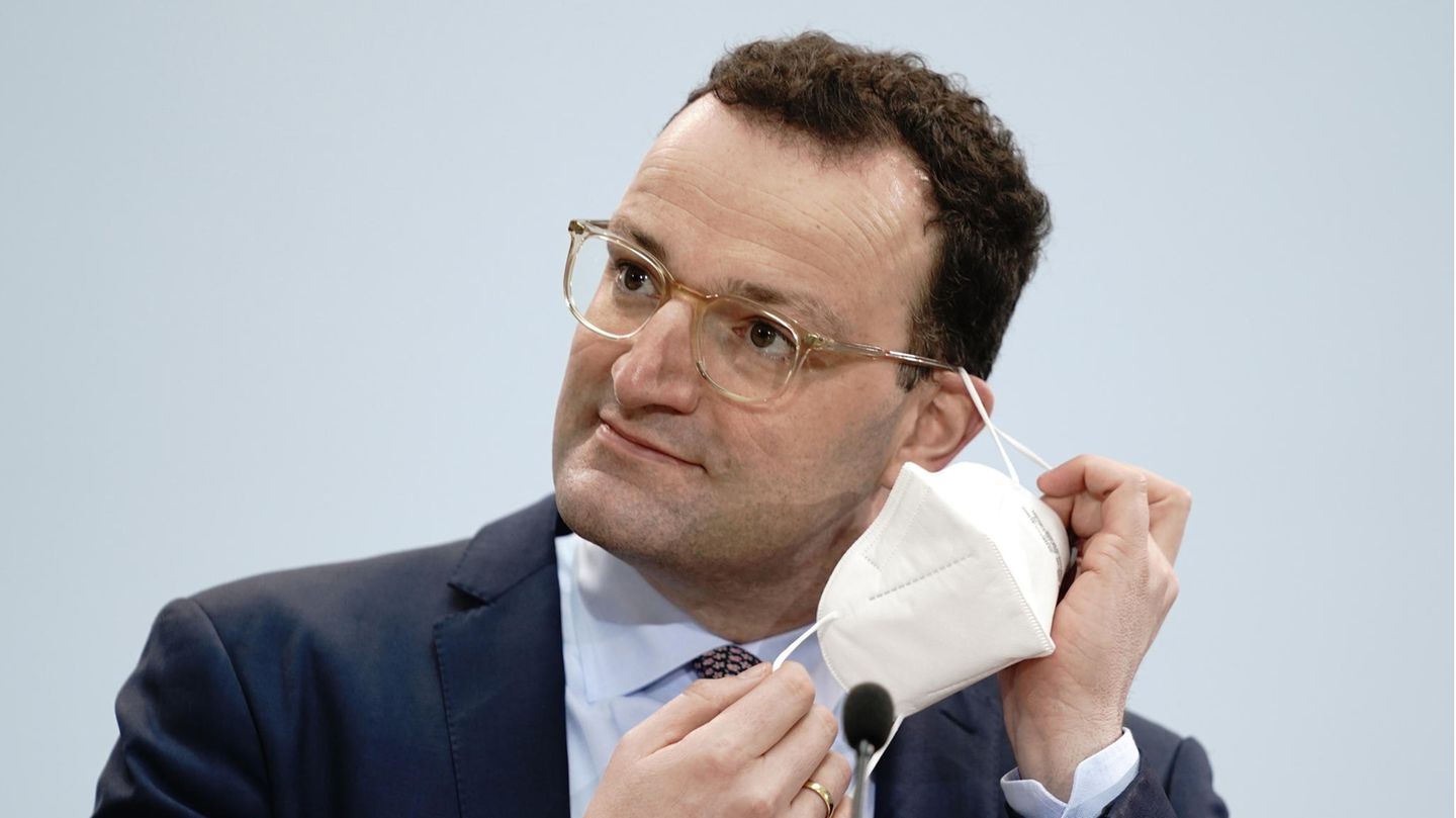 News zum Coronavirus: "Mehr als genug Impfstoff" laut Jens Spahn
