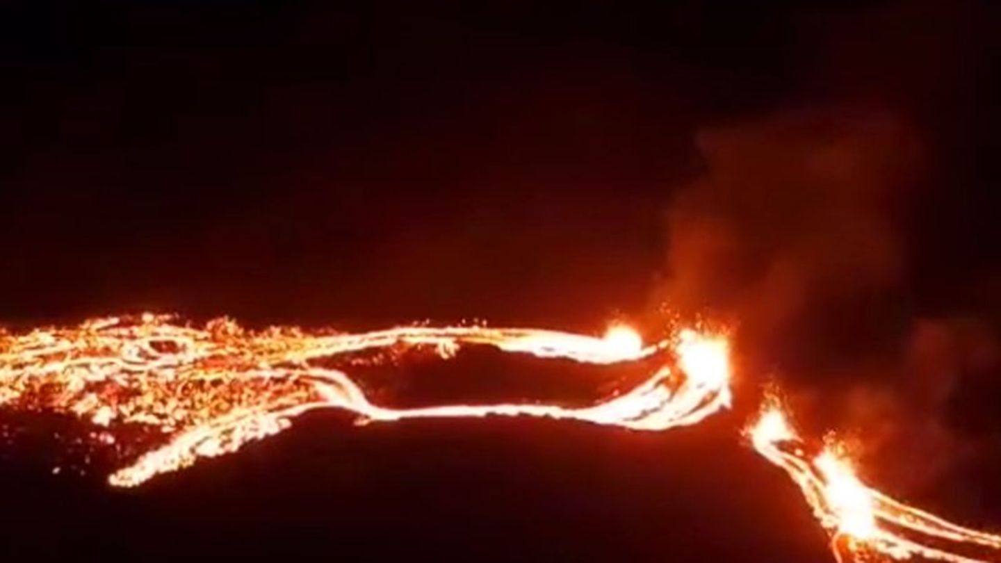 Naturereignis: Vulkanausbruch nahe Islands Hauptstadt Reykjavik