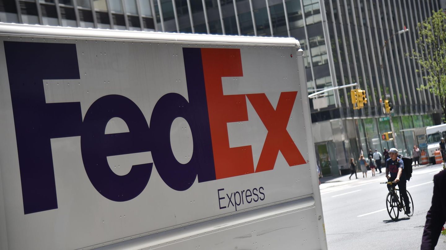 News heute: Mehrere Opfer bei Schießerei in US-Paketzentrum