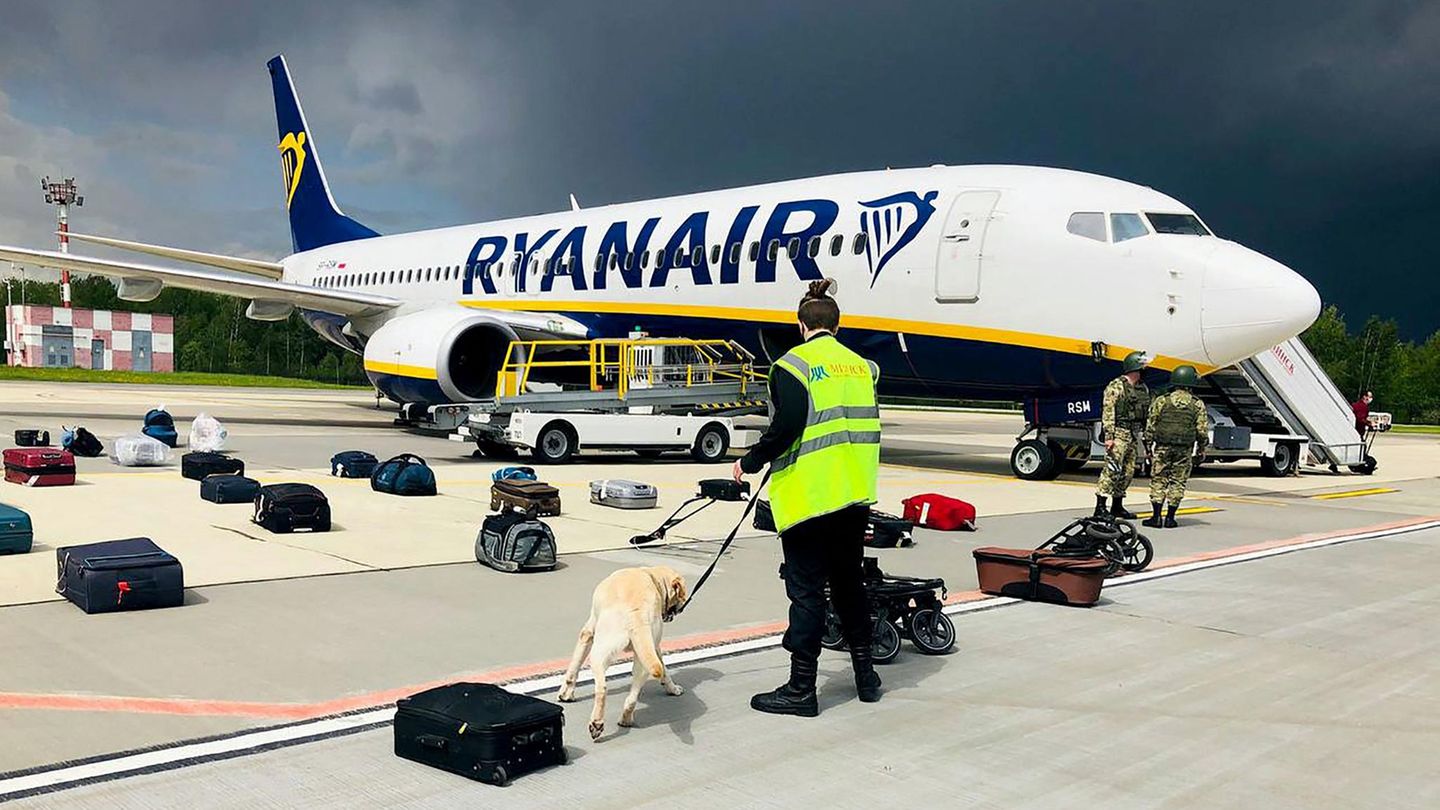 E-Mail mit Bombendrohung wurde erst nach Umleitung des Ryanair-Flugs abgeschickt