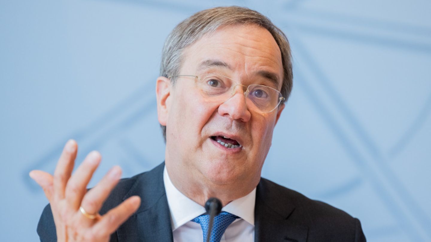 News heute: Laschet: Müssen uns auf wachsende Infektionszahlen einstellen