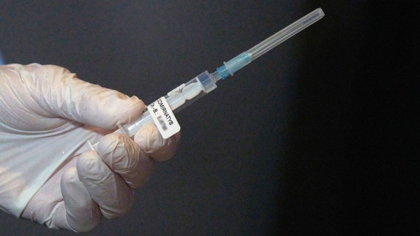 Pandemie: Deutschland steuert auf Überangebot an Corona-Impfstoff zu