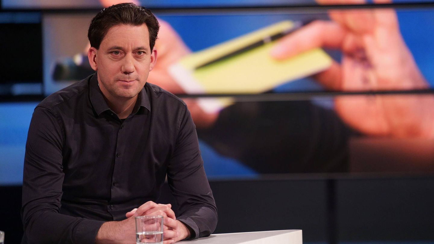 Schiedsrichter Manuel Gräfe klagt gegen DFB – Deutliche Kritik im ZDF