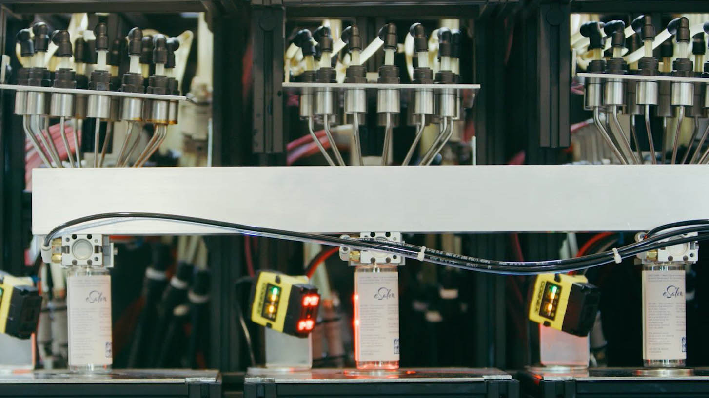 Wie Henkel mit "Polly Chrome" den Haarfärbemarkt aufmischt › absatzwirtschaft