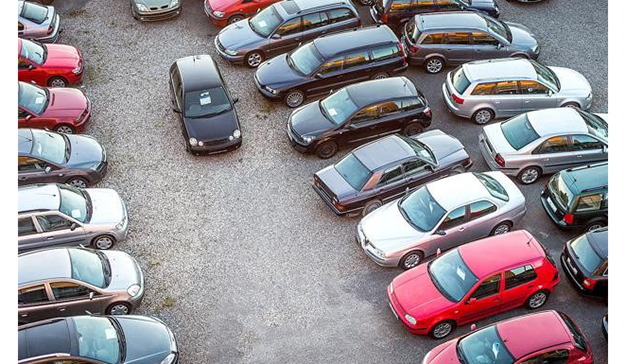Cómo alquilar un buen coche en Islandia