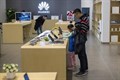 Trump anuncia que restaurará las relaciones comerciales con Huawei