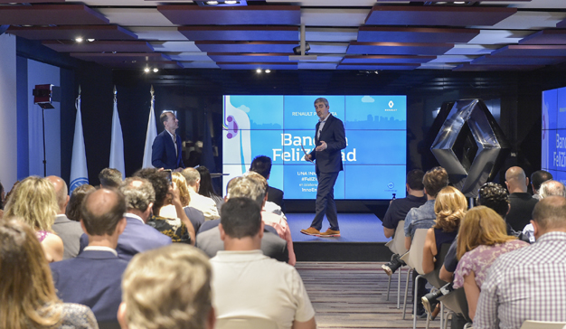 Bandera FeliZiudad Renault