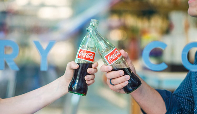 Coca-Cola dice que tendrá un 40% de mujeres directivas en 2025