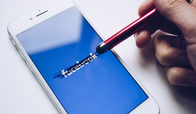 Facebook Instagram Whatsapp