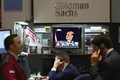 Goldman Sachs recorta un 8% el precio de la banca española y recomienda comprar Santander y Unicaja