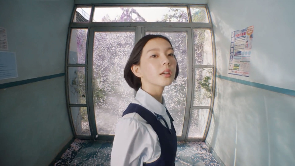 A este spot japonés le sale la primavera por todos los poros