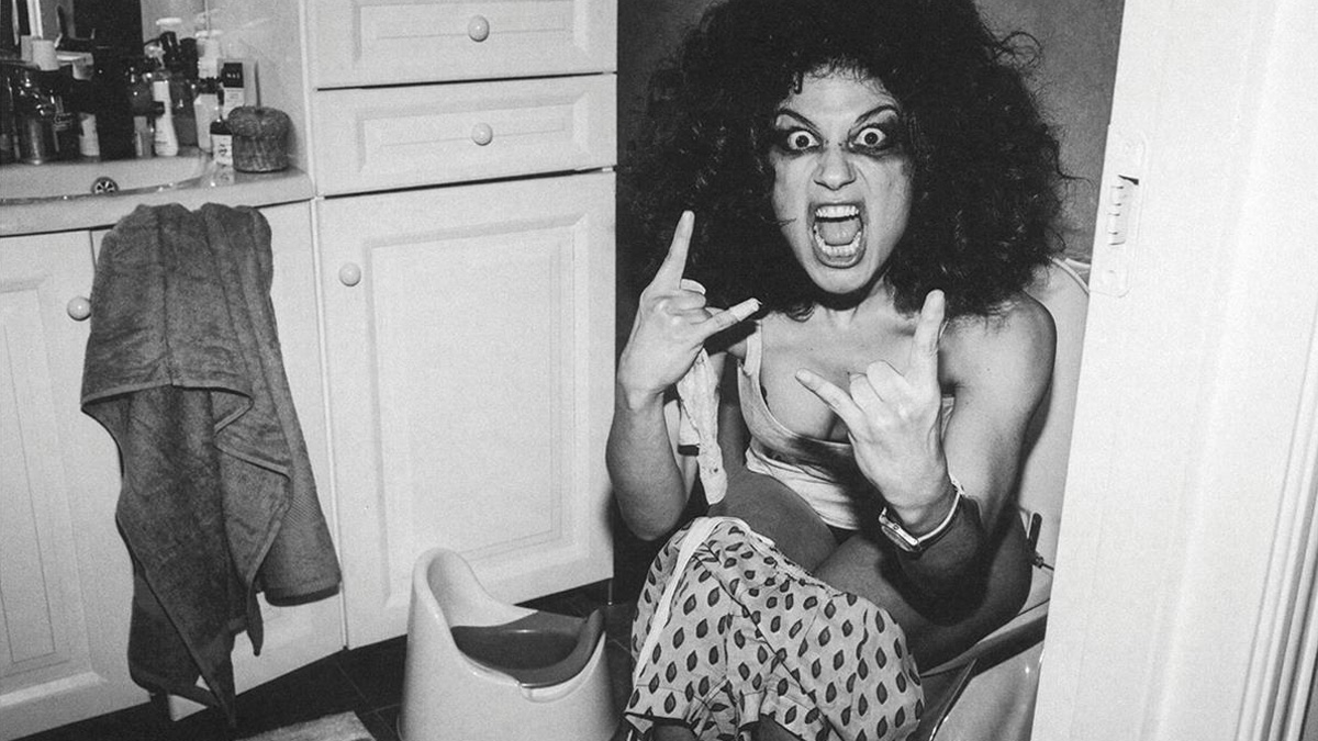 Esta campaña de Rolling Stone explota el lado rockero de la maternidad