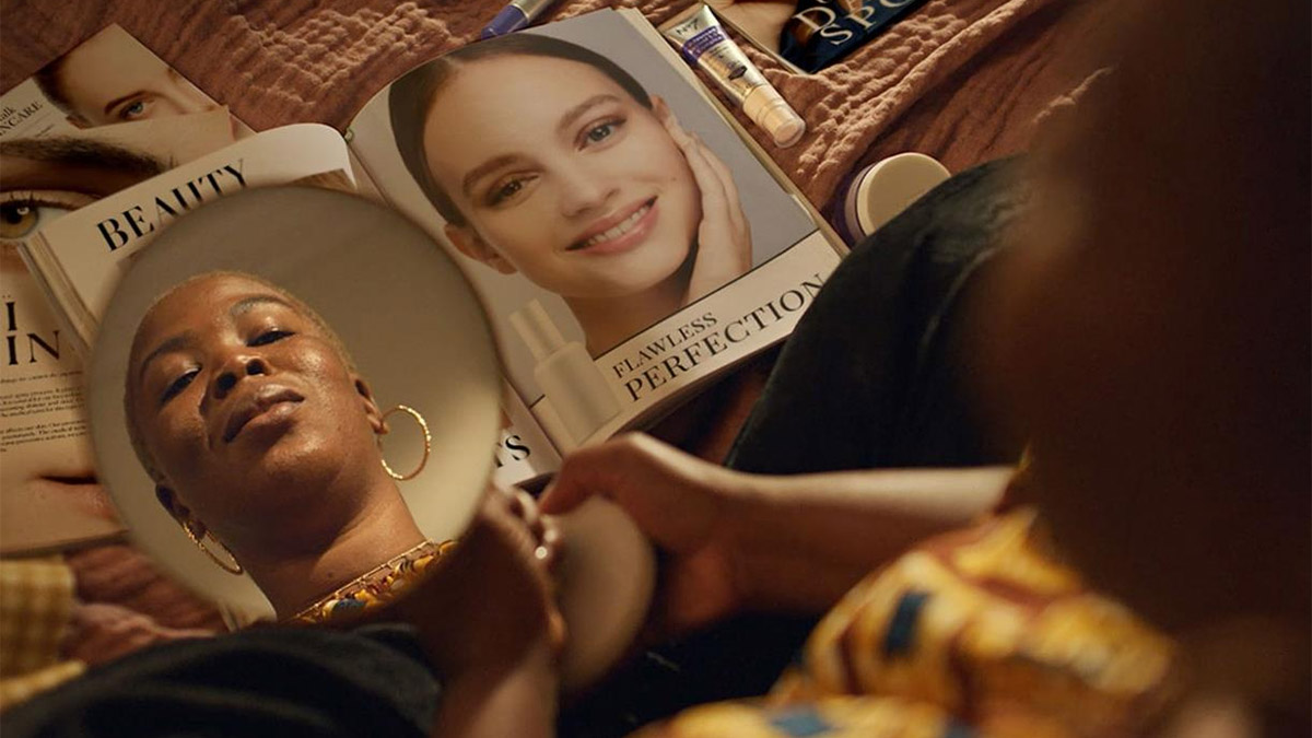Este spot a favor de la inclusion lee la cartilla a la industria cosmética