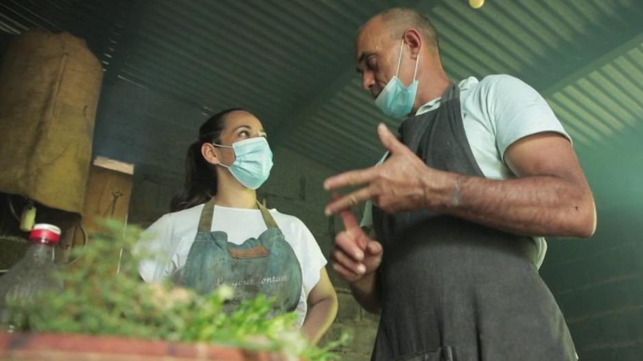 La Réunion : le chef Philippe Morel concocte un savoureux repas de fêtes