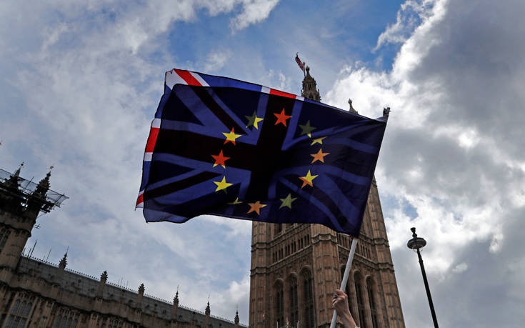 Πόσο θα στοιχίσει στη Βρετανία ένα Brexit χωρίς συμφωνία