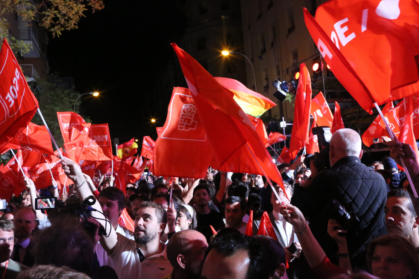 Spanyolországban győztek a szocialisták | Világgazdaság