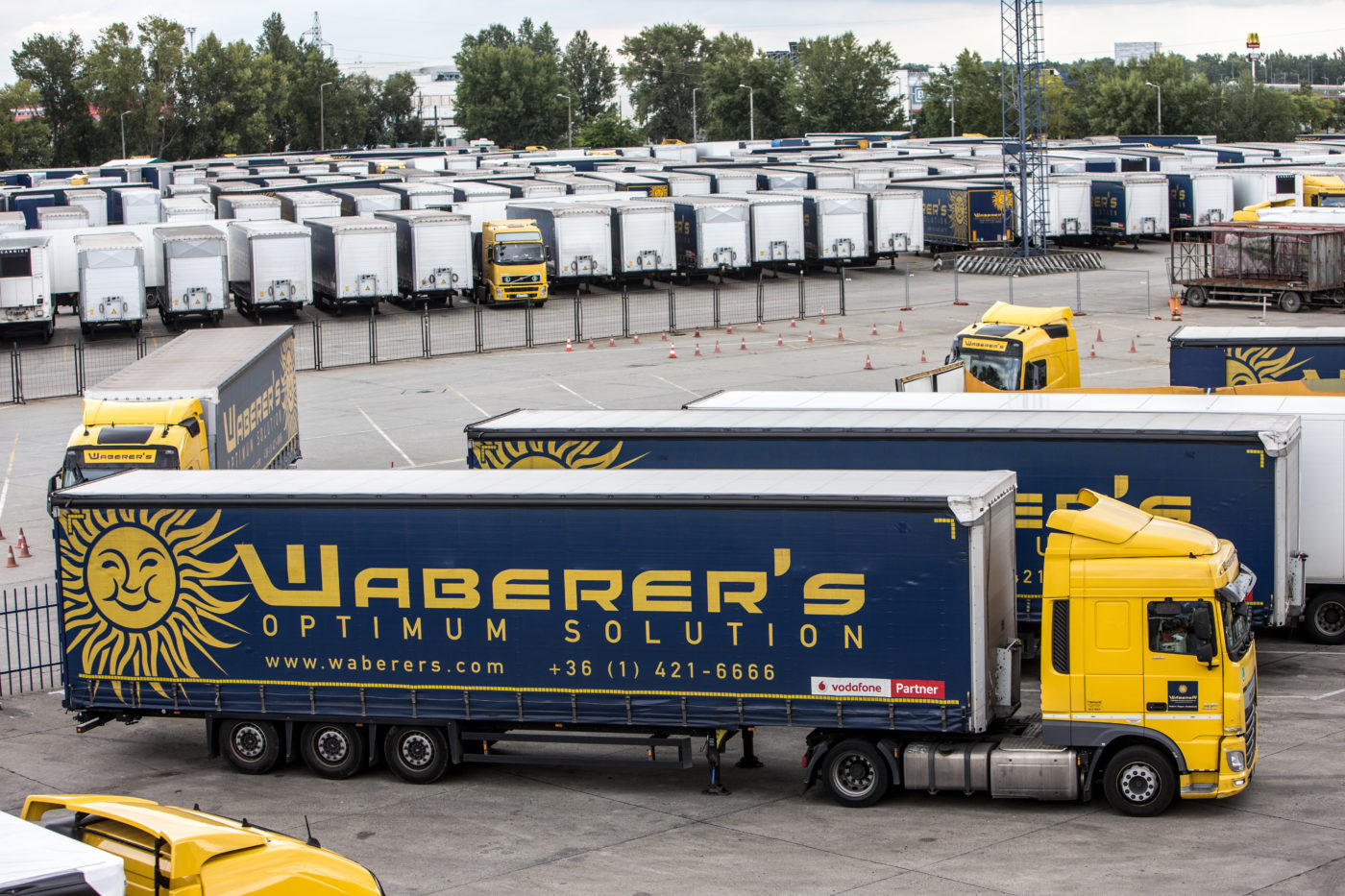 Ellenszél lassítja a Waberer’st | Világgazdaság