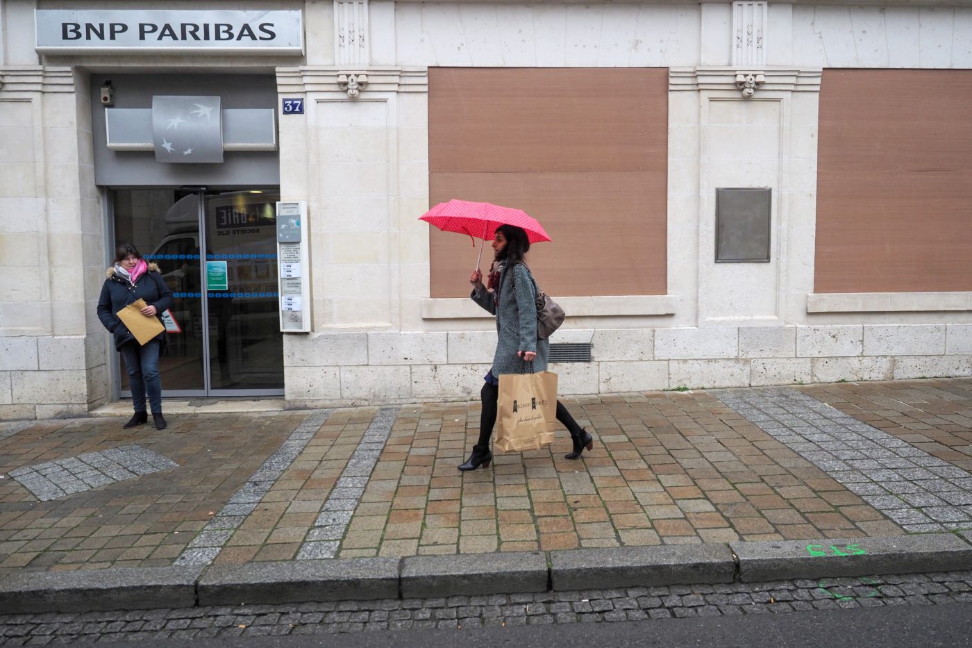Kockázatokra panaszkodnak a bankok | Világgazdaság