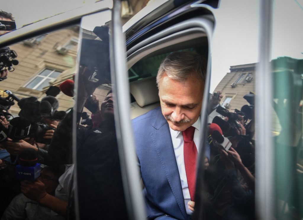Letöltendő börtönbüntetésre ítélték Liviu Dragnea román politikust