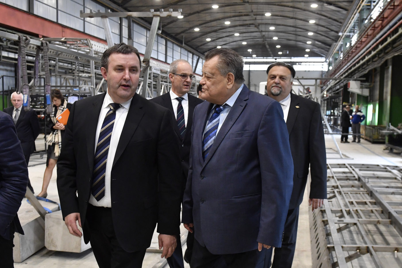 Nem lesznek többé ócska buszok az utakon