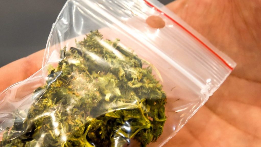 Összesen 52 millió eurónyi drogot találtak egy motorcsónakban