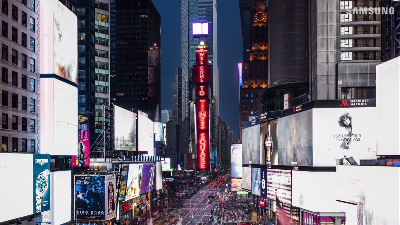 A Samsung uralja a világ talán legértékesebb kültéri reklámfelületét - Marketing