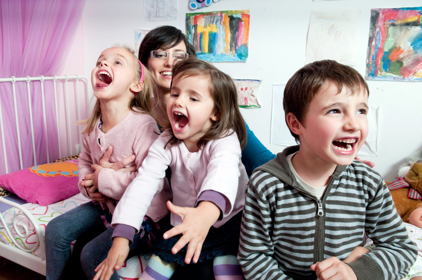 A bankok szabályait is érdemes átnézni a babaváró hitel előtt