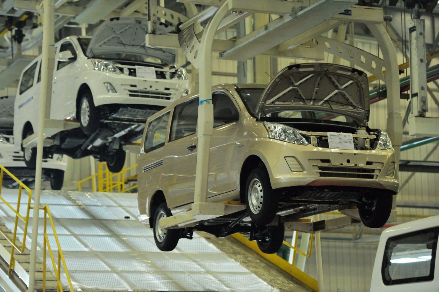 Esett a kínai járműexport | Világgazdaság