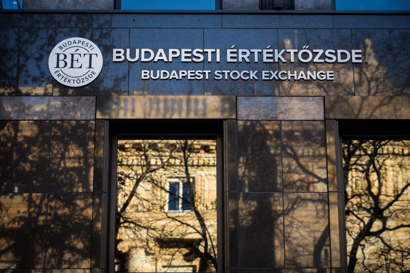 Jól jártak a befektetők a magyar tőzsdével