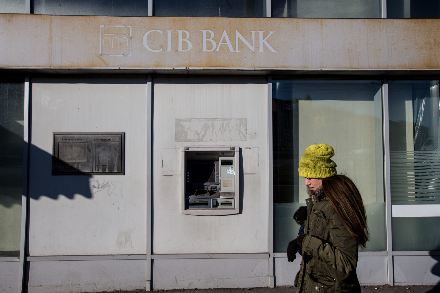 MNB: alig kétezer bankfiók maradt