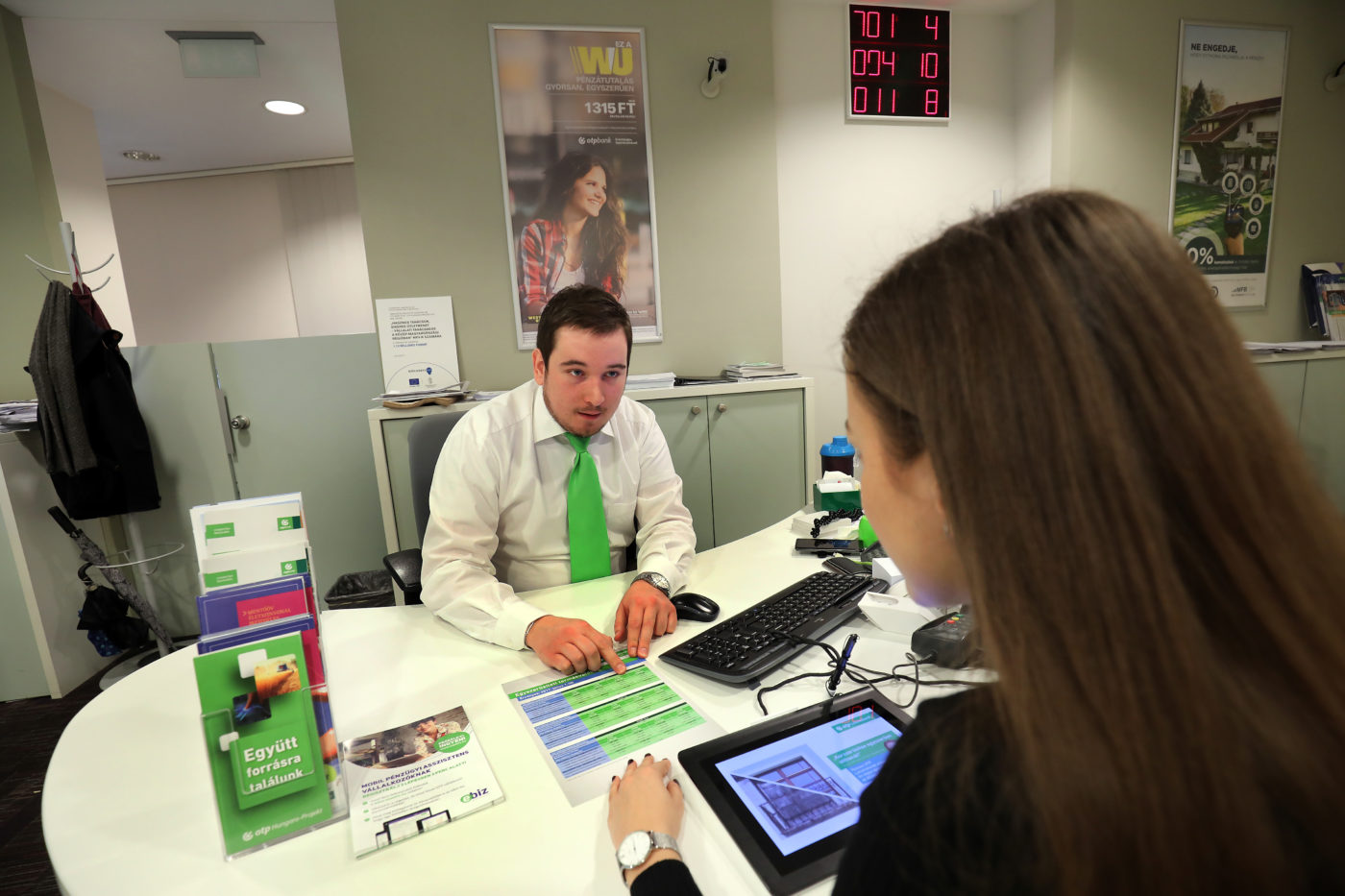 Október végéig egyeztethetjük adatainkat a bankokkal