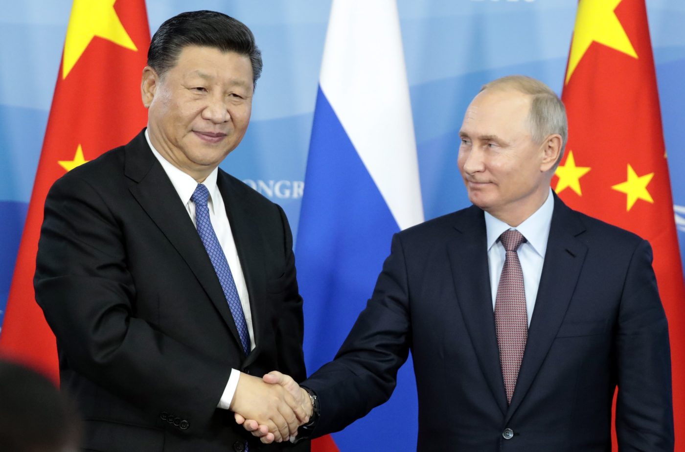 Putyin fagyit ajándékozott a kínai elnöknek