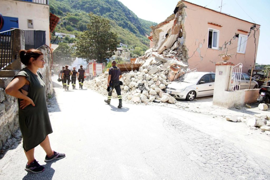 Remegtek a tányérok Olaszország középső részén