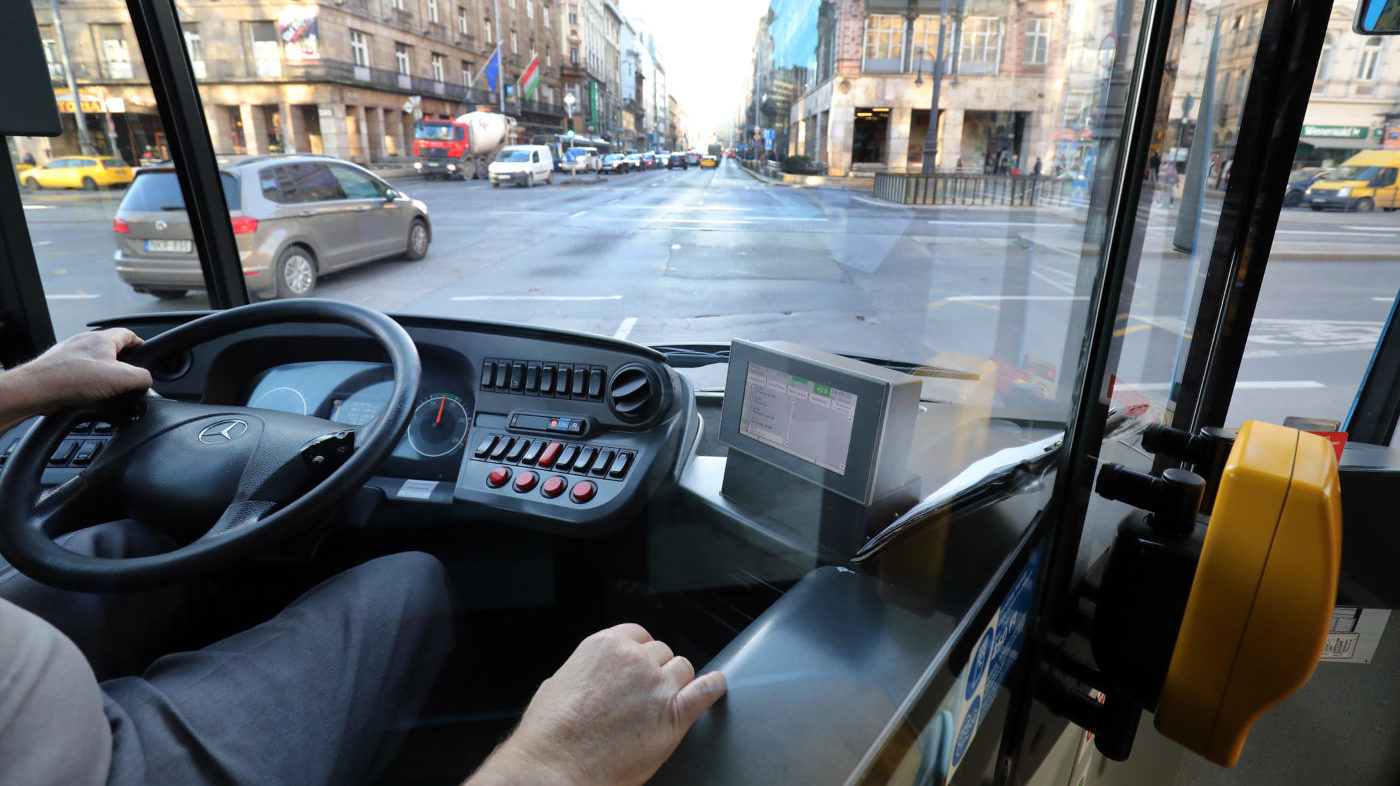 Közel 36 milliárd forintot kapnak zöld buszokra a települések