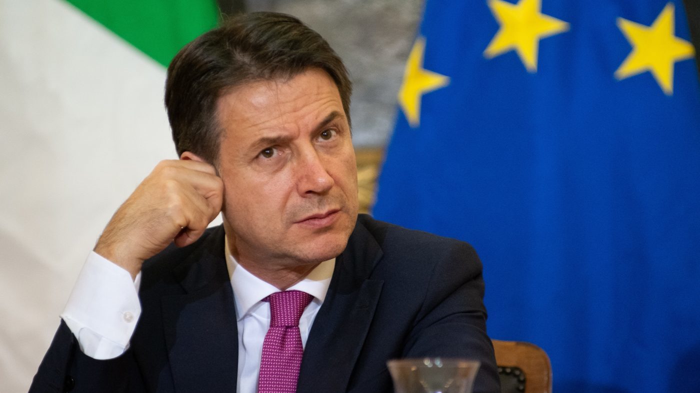 Az olasz államfő dönthet a kormány sorsáról