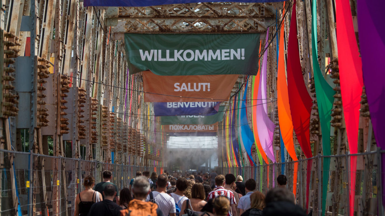 Letartoztatták a Szigeten kereskedő két dílert