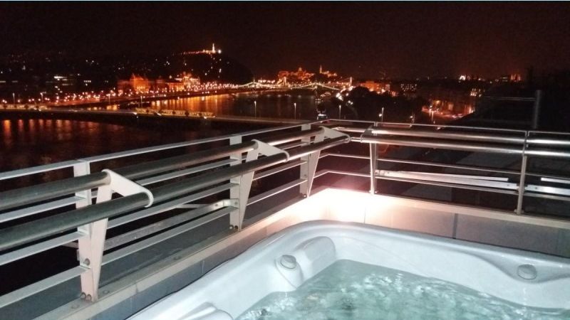 Százmilliós lakások kínálják a legjobb látványt a tűzijátékra