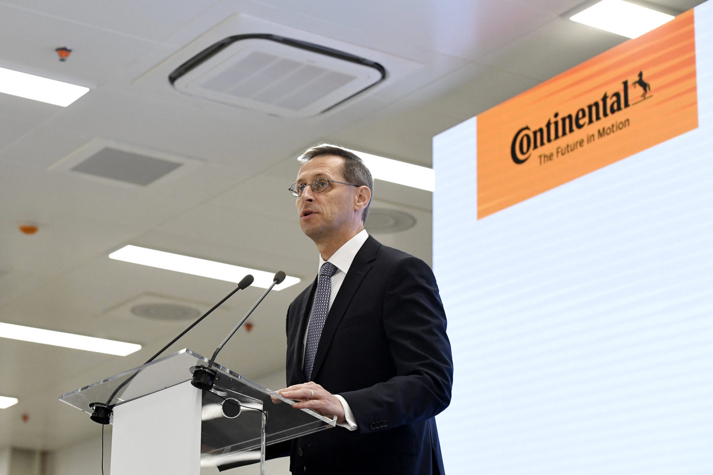 A minisztérium fokozott figyelemmel kíséri az Electrolux-dolgozók sorsát