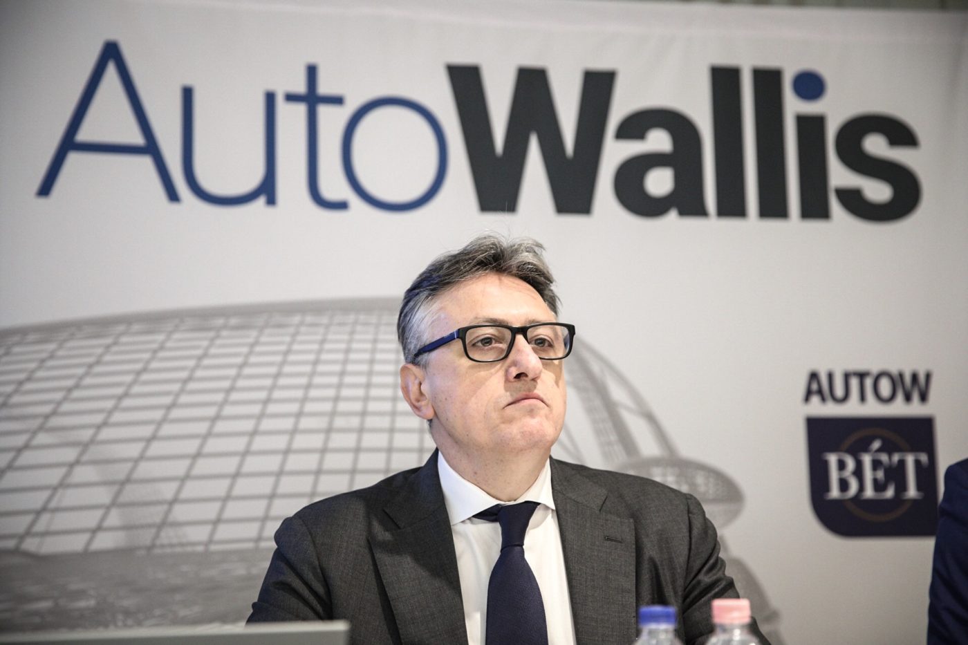 Az AutoWallis megszerezte a hitelminősítést a növekedési kötvényprogramban való részvételhez