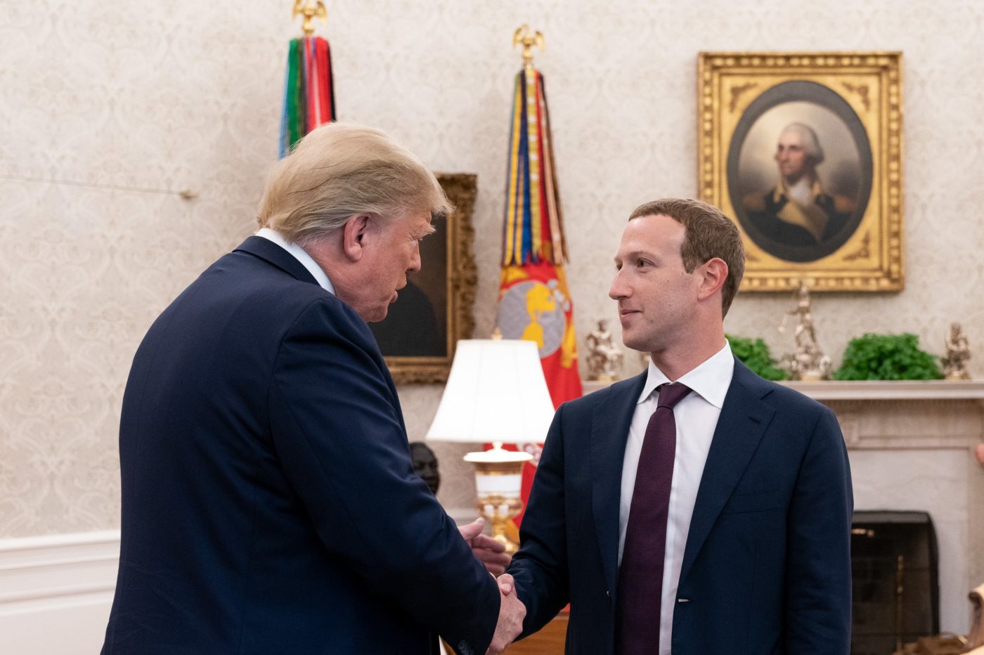Az internetről tárgyalt Trump és Zuckerberg