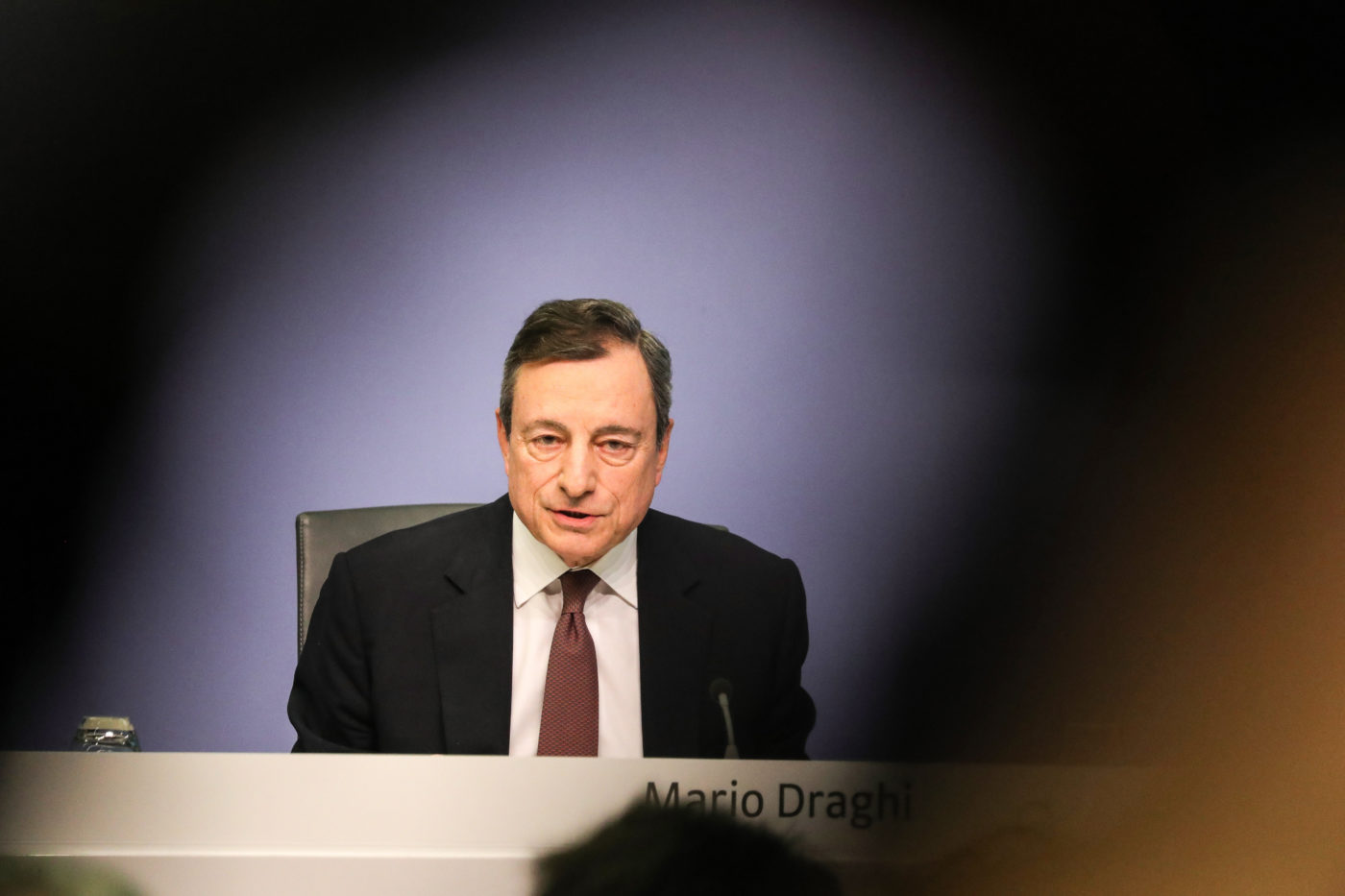 Draghi veszélyes búcsúja | Világgazdaság
