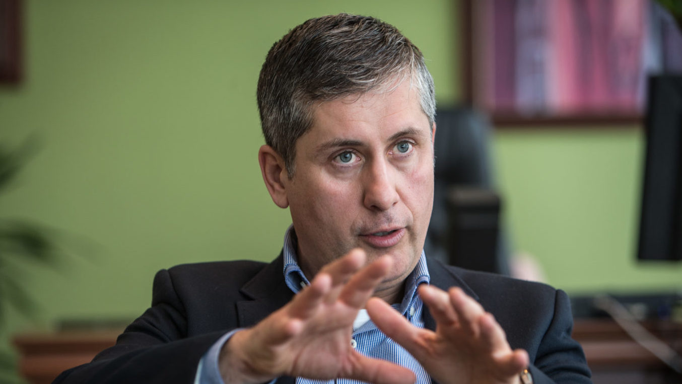 Háromezermilliárd kerül a gazdaságba | Világgazdaság