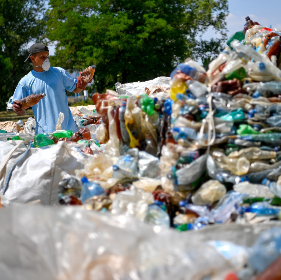Nyolcvan százalékkal is kisebb lehet a Tisza műanyag terhelése